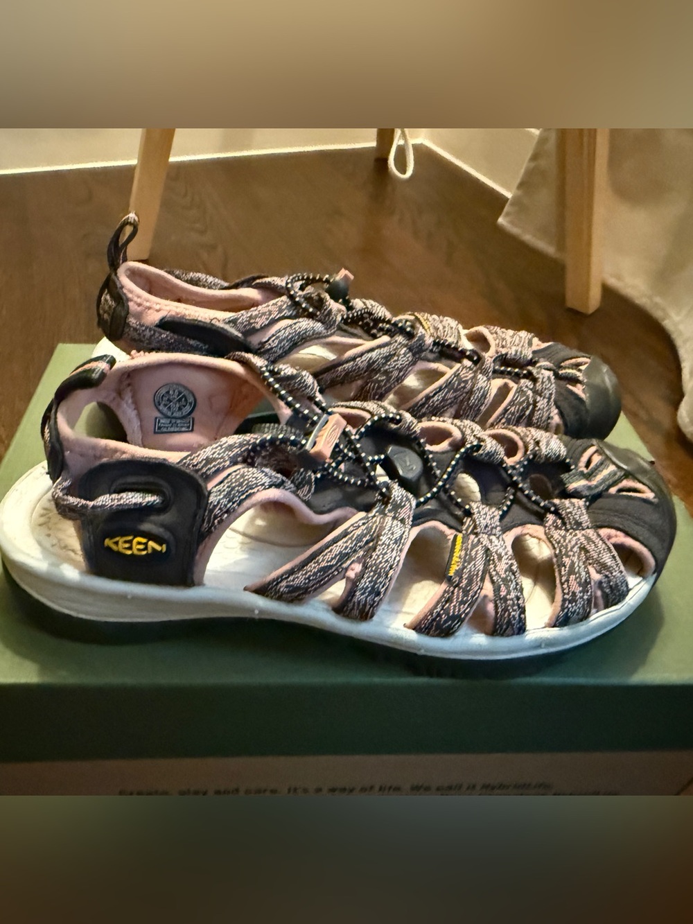 Keen Women's Whisper Hiking Sandals Pink and Gray